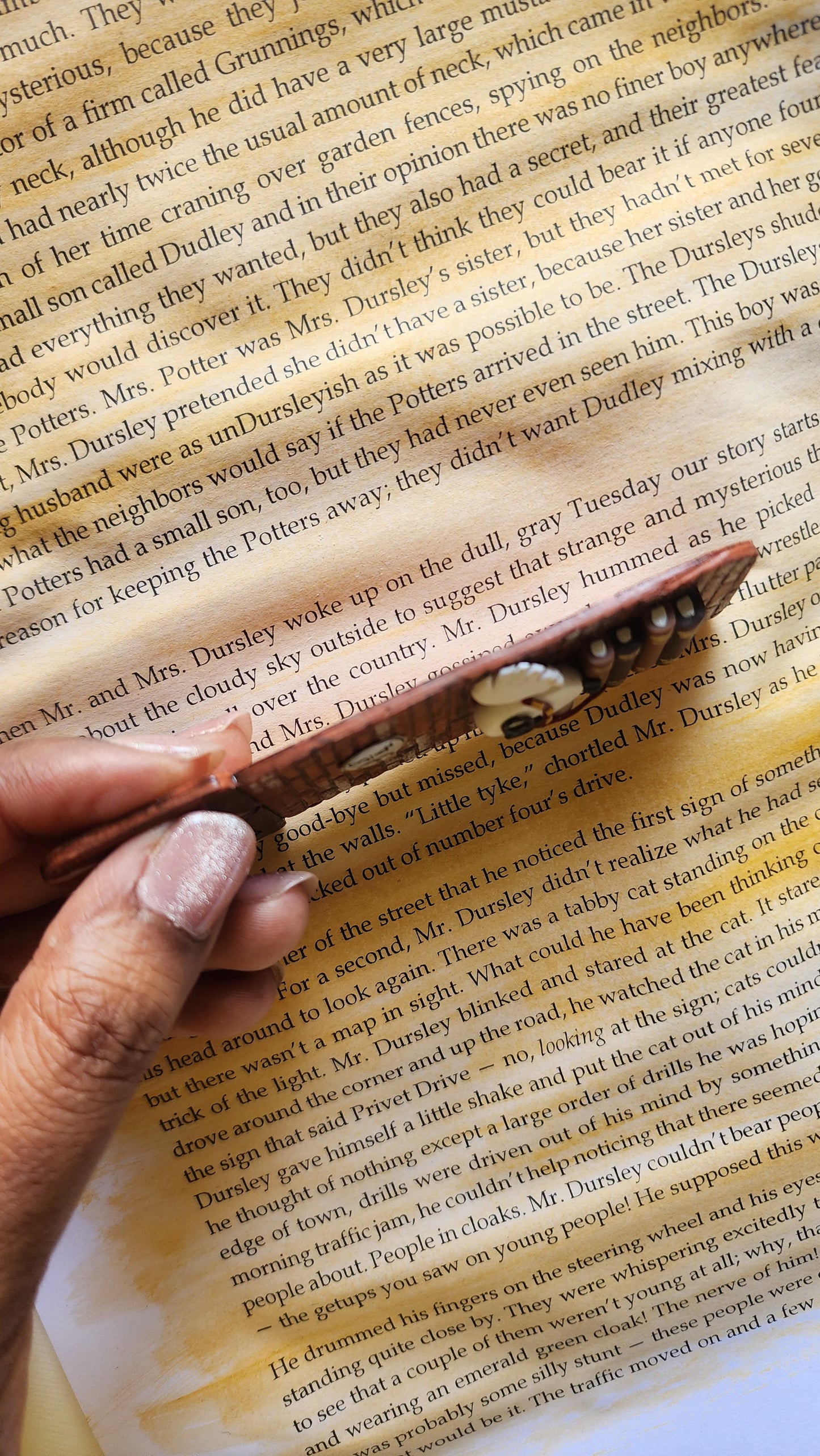 Bookmark 9¾ — Where Magic Meets the Page!