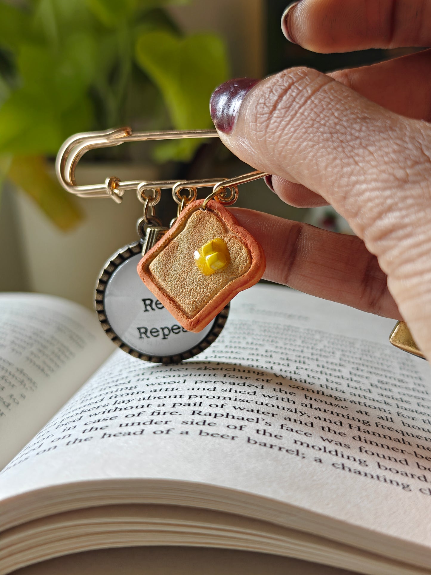 "Eat Read Repeat" Pin Charm with Bread Toast