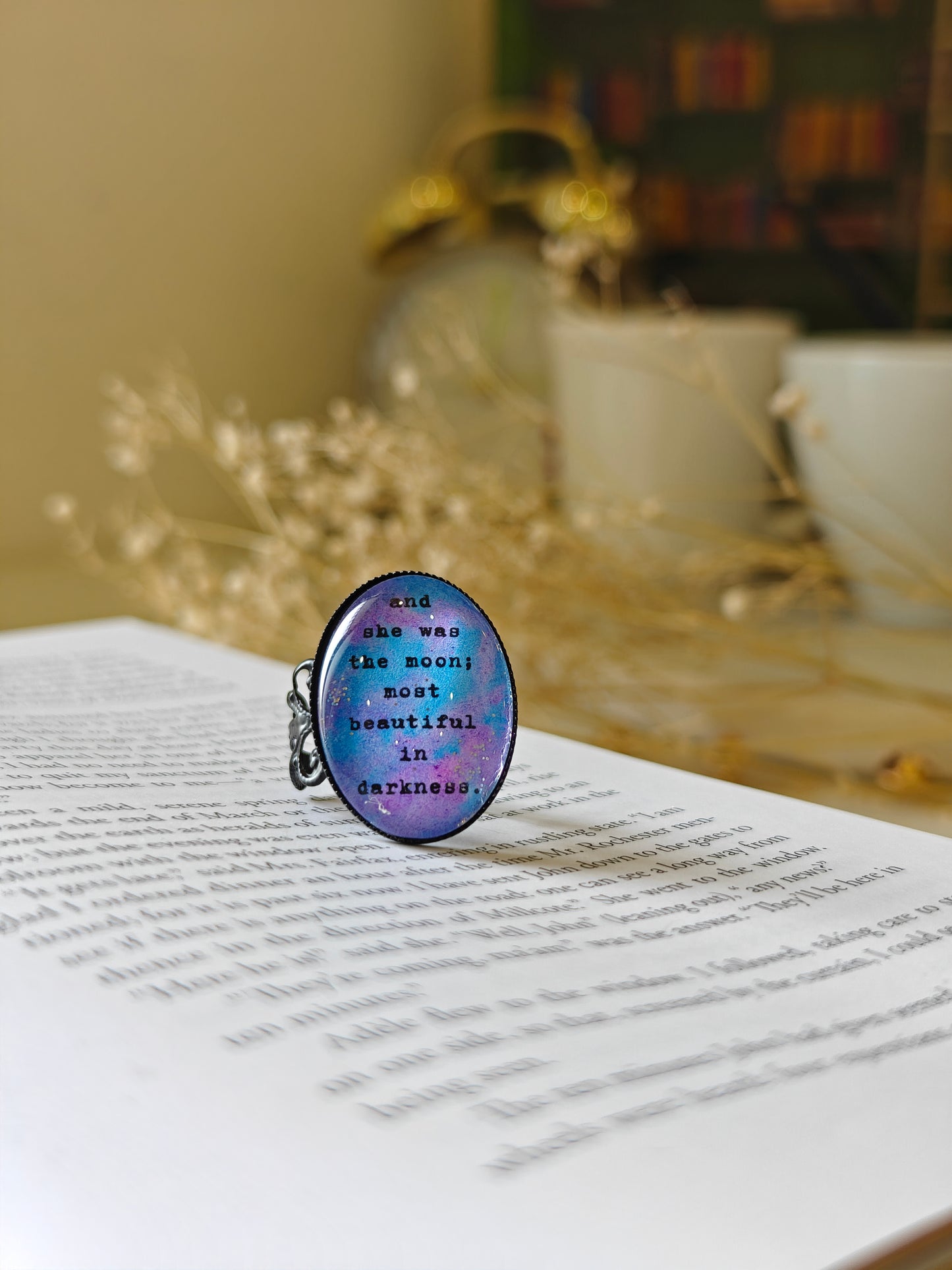 She was the moon - Bookish Ring