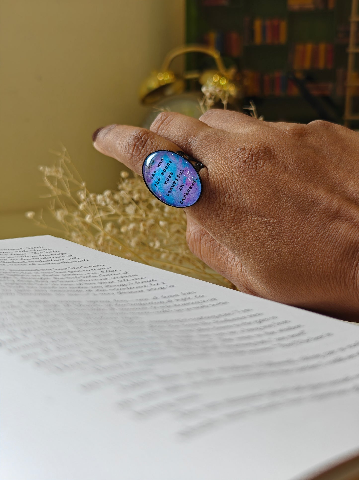 She was the moon - Bookish Ring