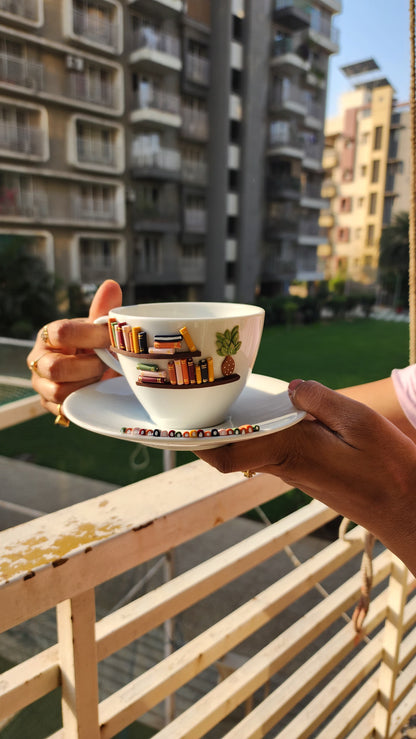 Sip & Savor : Bookshelf on a Cup Set for Book Lovers