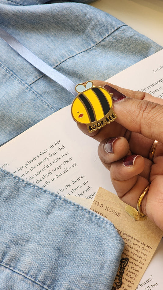 Book-Bee - Bookish Enamel Pin