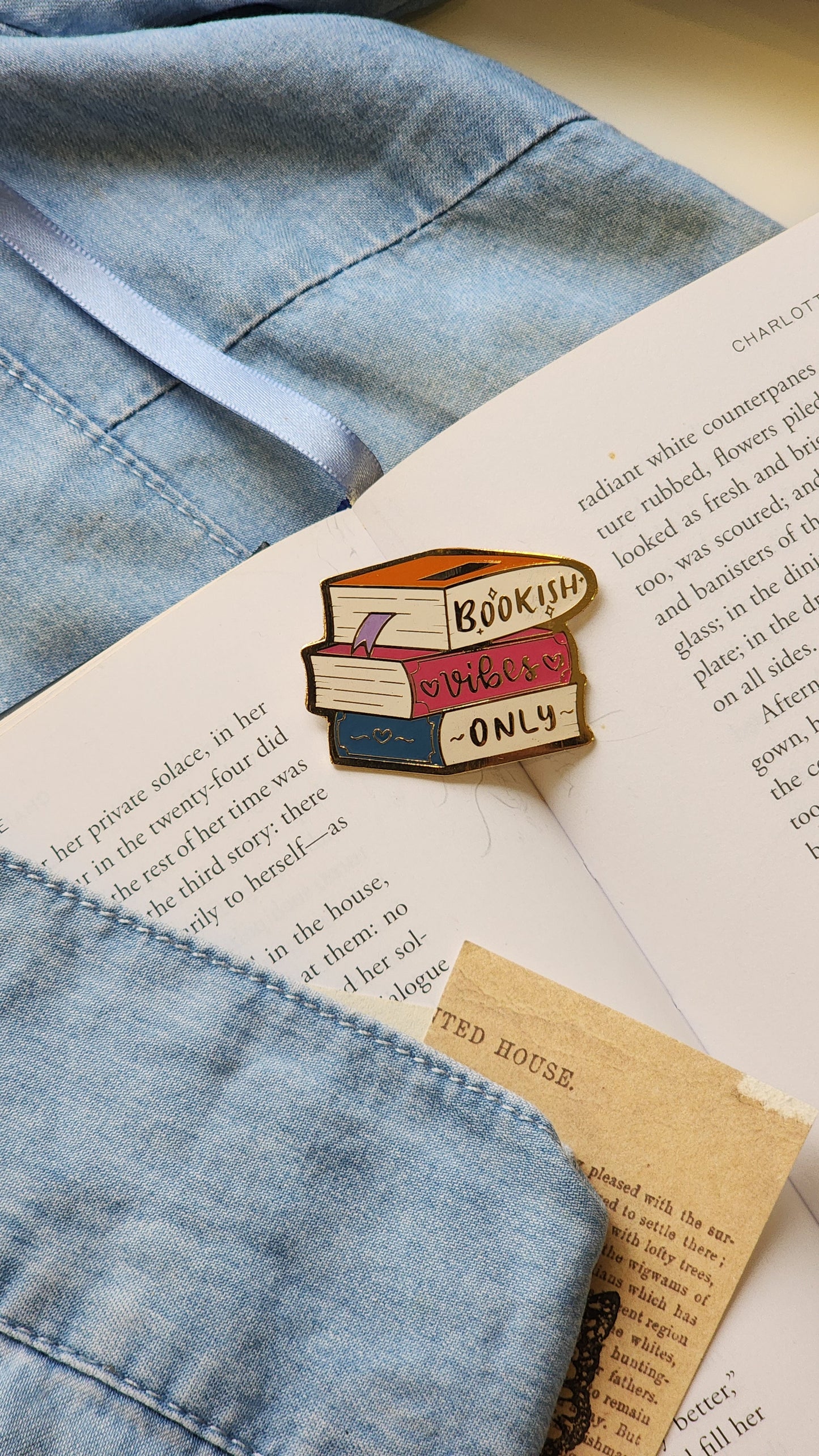 Bookish Vibes Only - Bookish Enamel Pin