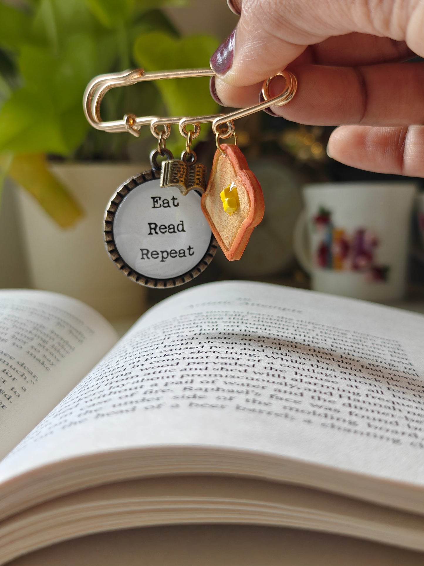 "Eat Read Repeat" Pin Charm with Bread Toast