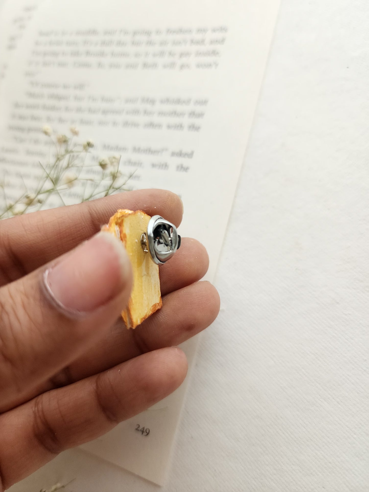 Two Pages & a Flower | Layered Bookish Pin