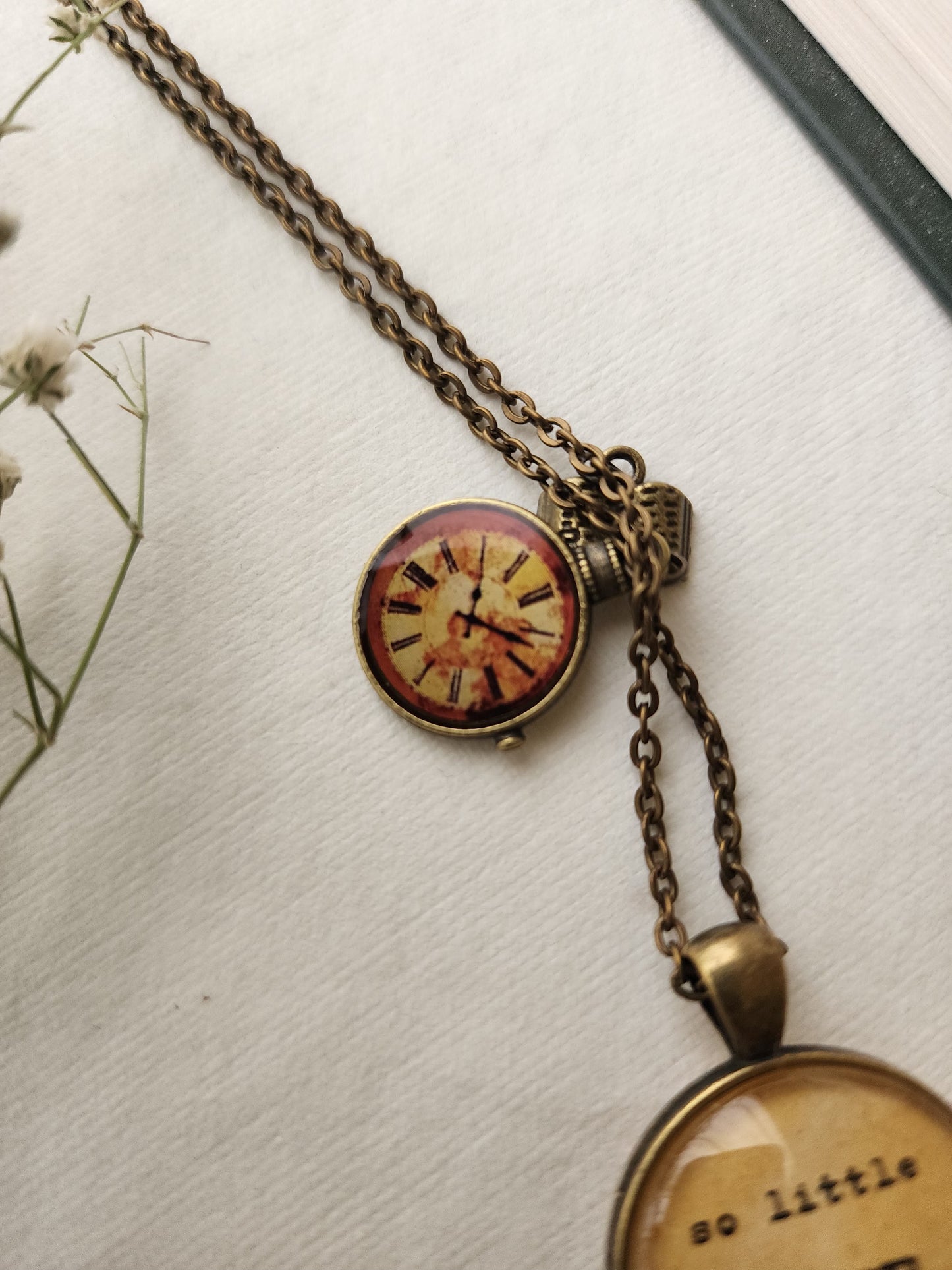 "So many books” Pendant | Bookish Quote Necklace for Readers