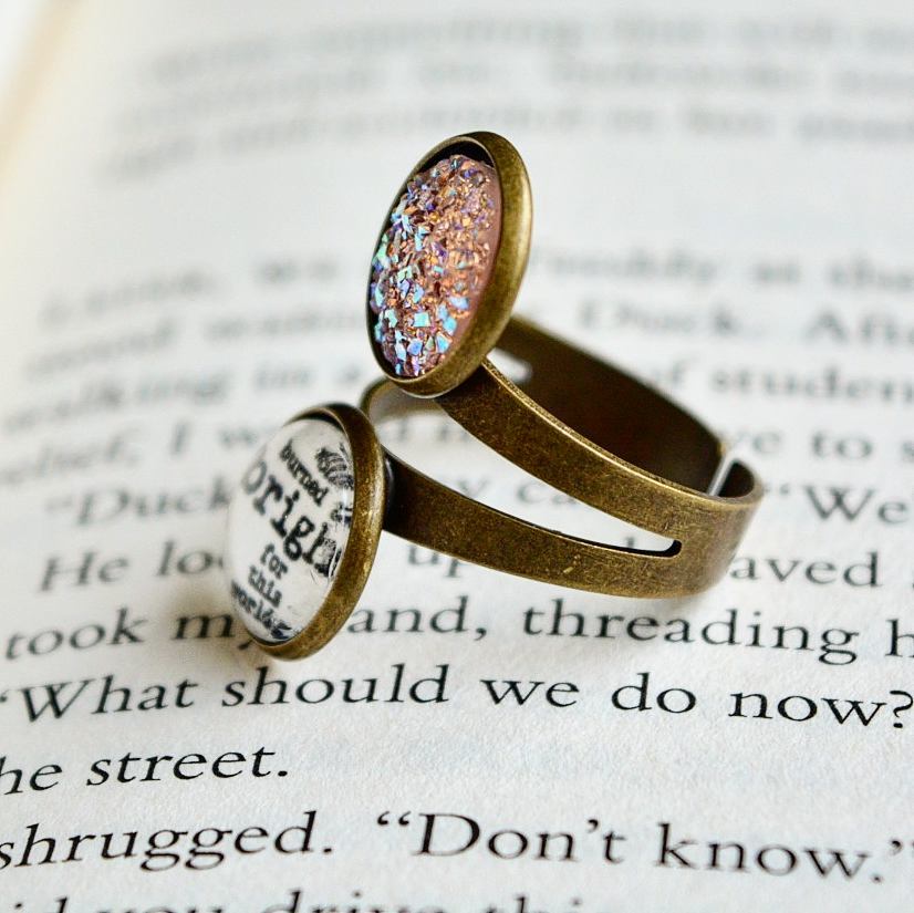 She burned too bright for the world - Emily Bronte Quote Adjustable Ring